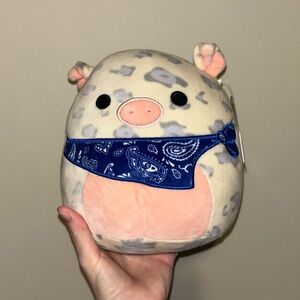 NWT Rosie squishmallow
